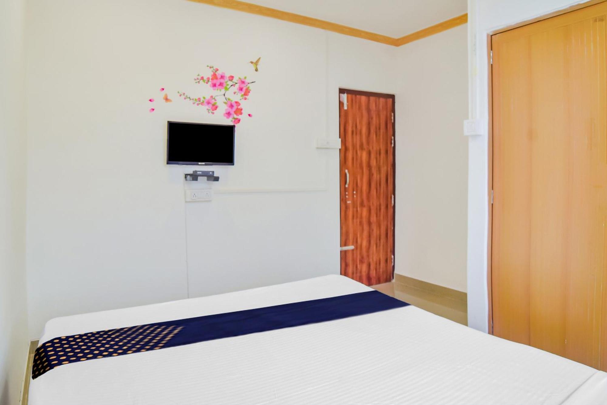 Spot On Nirvaan Guest House Kaharpara المظهر الخارجي الصورة